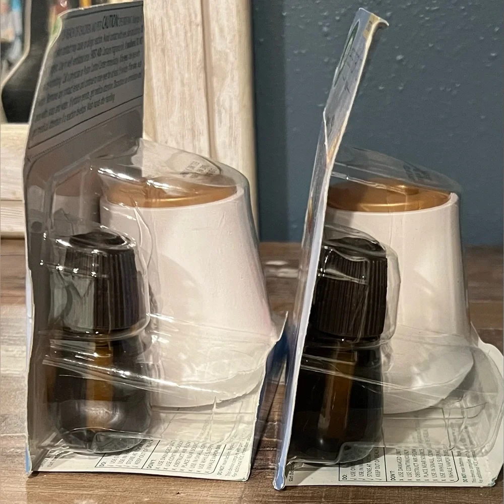 Air Wick Essential Mist Diffuser Linen & Petals X 2 Starter Kits Brand New!
